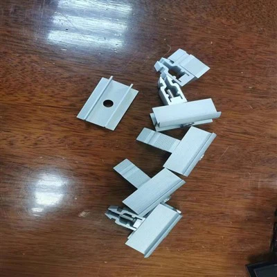 Jūsu eksperts vidus un gala skavām